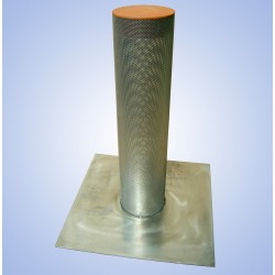 Vertical perforated cylindrical strainer aquaculture france