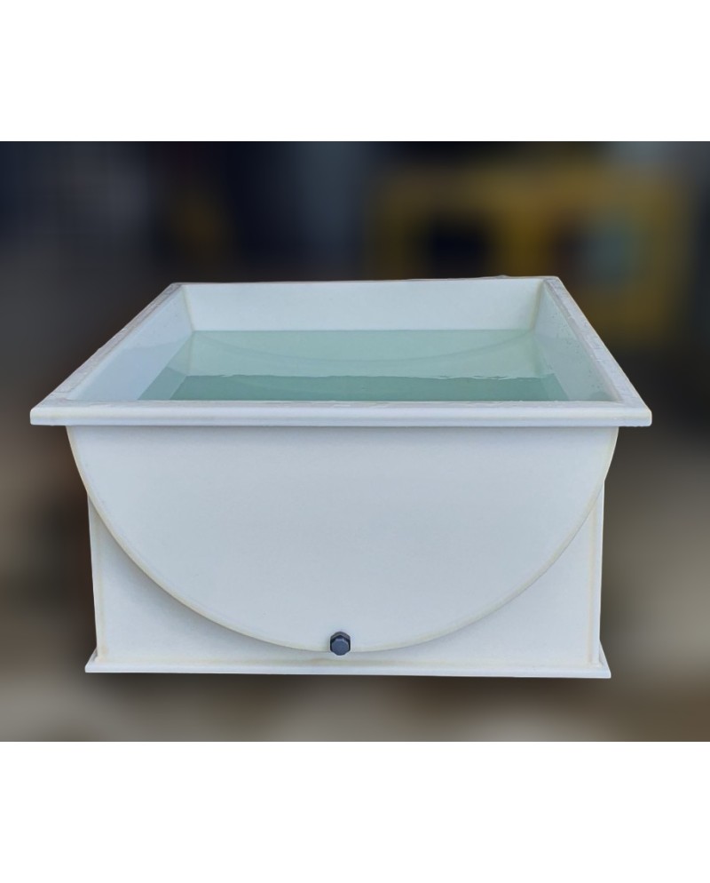 tanque a medida en PEAD aquaculturefrance