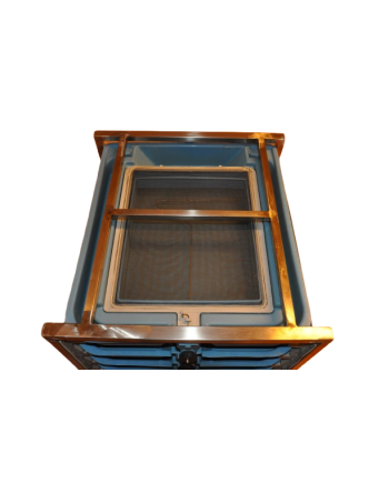 aquaculture Vertical incubator for trouts aquaculture